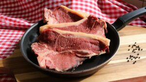 Read more about the article Sådan steger du en god bøf – tips og cowboytricks